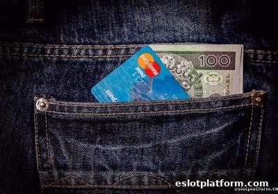 电子游戏平台出款延迟全攻略：银行卡到账慢的原因与自救方法