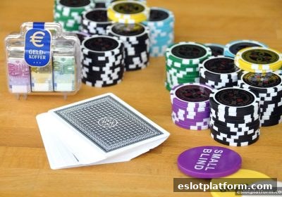 电子游戏平台新手必读：百家乐基础规则与策略全解析
