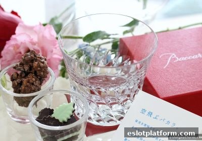 电子游戏平台桌游胜率探秘：揭开概率与赔付的底层逻辑