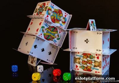 电子游戏平台中的道德抉择：桌游场景下的利弊权衡