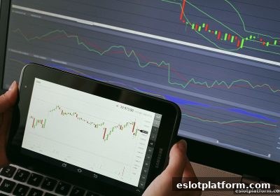 英超历史数据深度解析：电子游戏平台下的赛事分析新视角