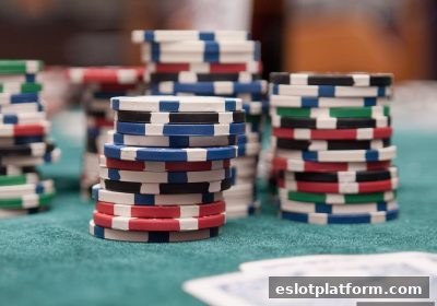 掌握收牌艺术：水果机与推牌九在电子游戏平台中的进阶策略