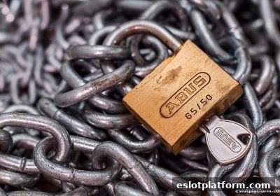 审视电子游戏平台的另一面：AG真人线上娱乐的现实边界与盘口解析