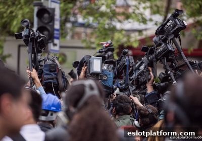 电子游戏平台如何打造即时比分与实时反馈？半岛体育技术全解析